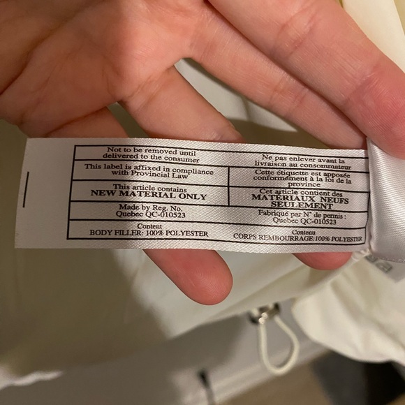 Calvin Klein Crop Shine Hooded Puffer Jacket - Picture 4 of 5